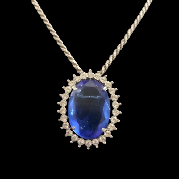 Blue Faceted Glass Pendant or Brooch Combo Silver Tone with Rhinestones - Picture 11 of 12